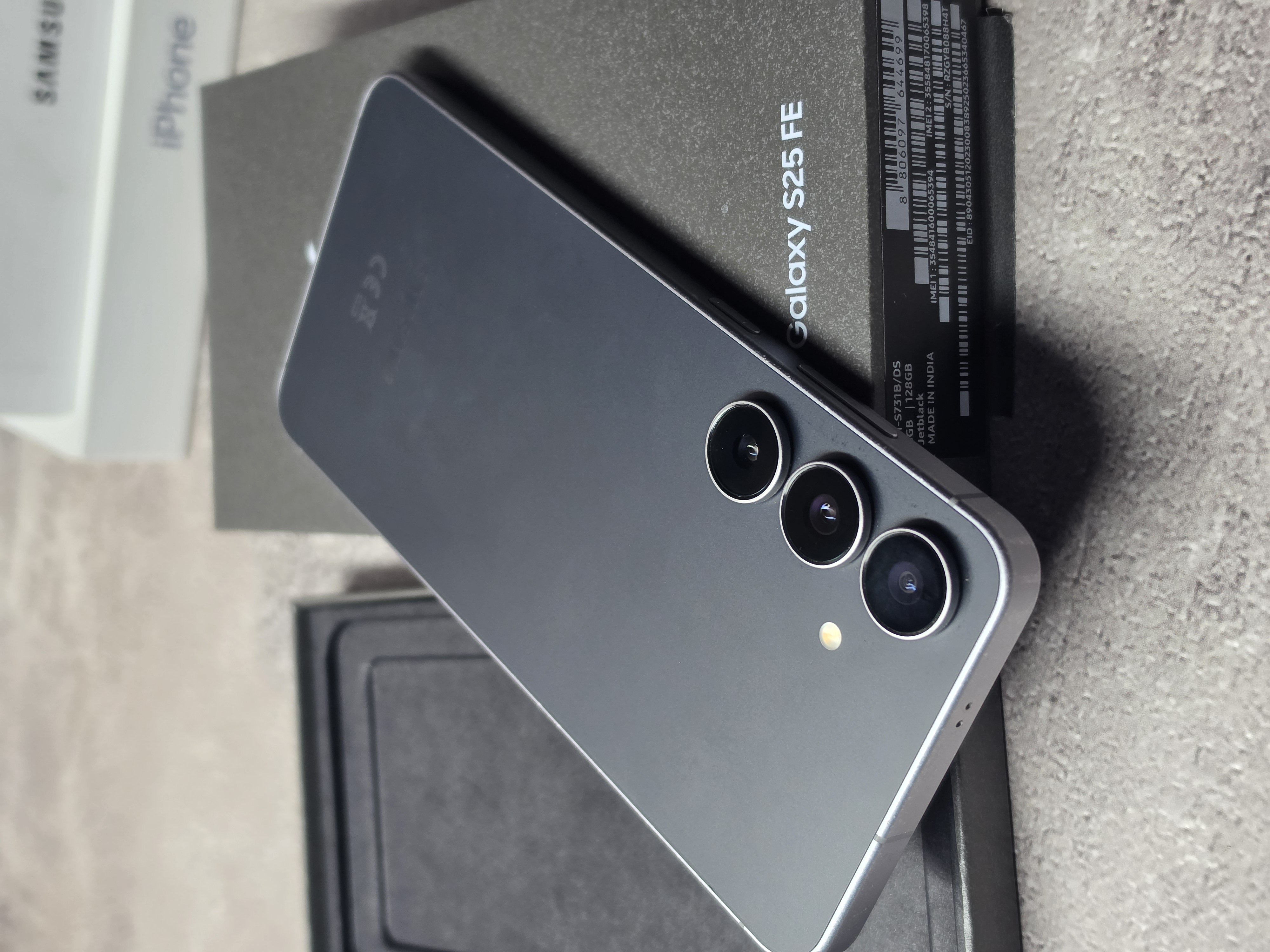 Samsung S25 FE